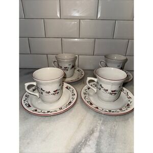 FARBERWARE WHITE CHRISTMAS SETOF 4 CUPS/saucers KATHERINE BABANOWSKY 1995GW0011